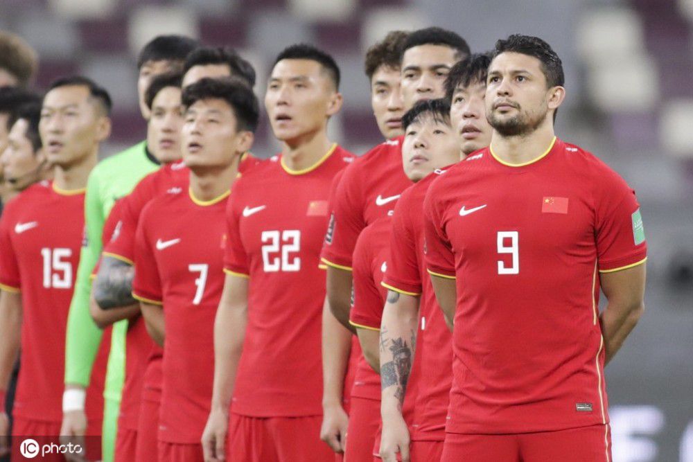 因为之前压抑太久，他此刻已经有些得意忘形。